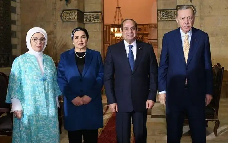 لماذا زار أردوغان مرقد الإمام الشافعي