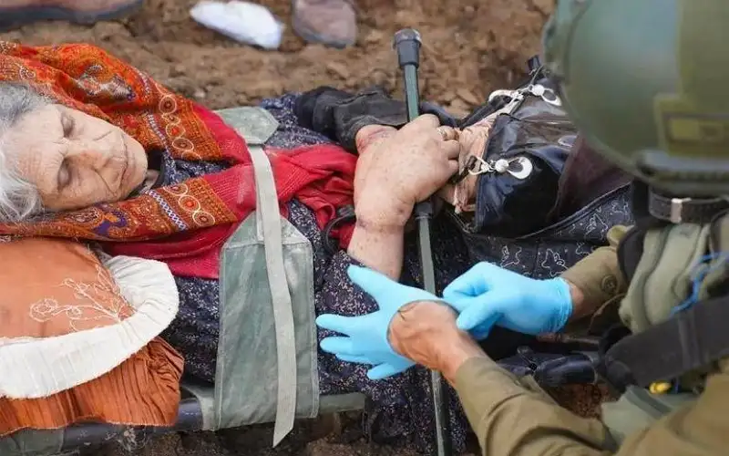 مسنة فلسطينية تكذب رواية الاحتلال: كبلوني