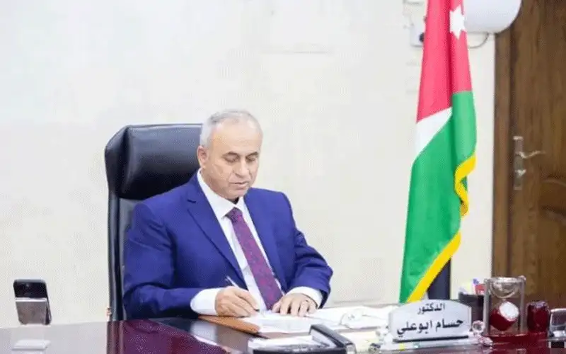 مدير ضريبة الدخل يدعو الشركات والمنشآت