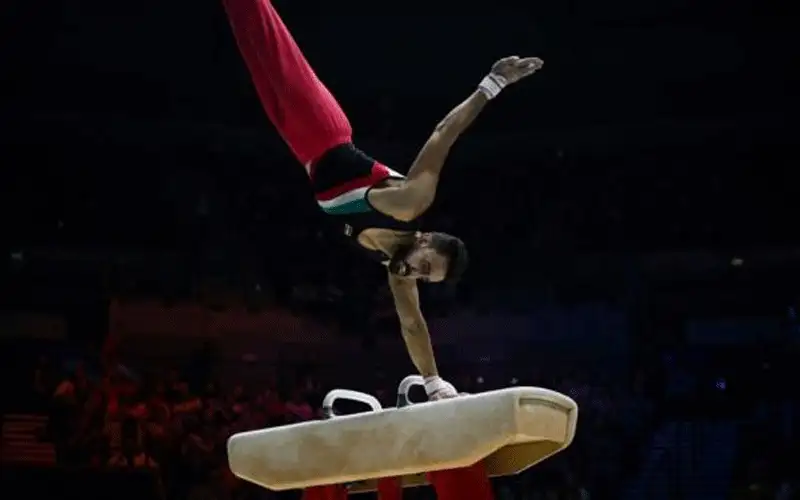 طالب عمان الاهلية أبو السعود يتوج