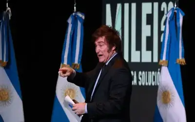 الأرجنتين تسجل أول فائض في الميزانية