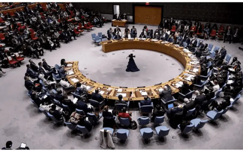 الجزائر تقدم مشروع قرار غير قابل