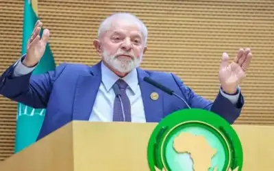 وزير خارجية الاحتلال يعلن الرئيس البرازيلي
