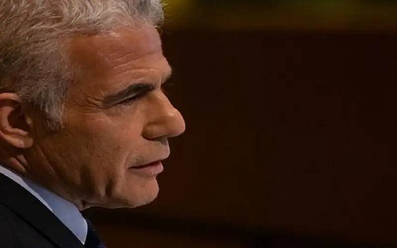 لبيد: الحكومة الإسرائيلية فقدت ثقة الأميركيين