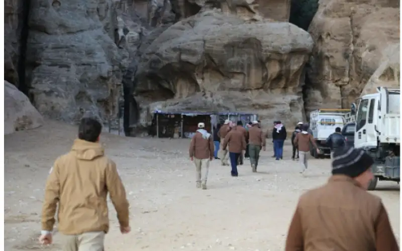 سلطة البترا تواصل إزالة الاعتداءات والمخالفات