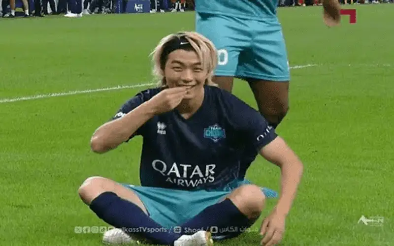 تايو كيمورا يحتفل على طريقة النشامى