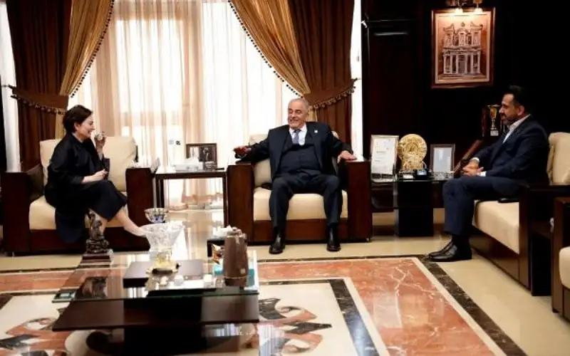 عمان الأهلية تستقبل ممثلة معهد أونيل