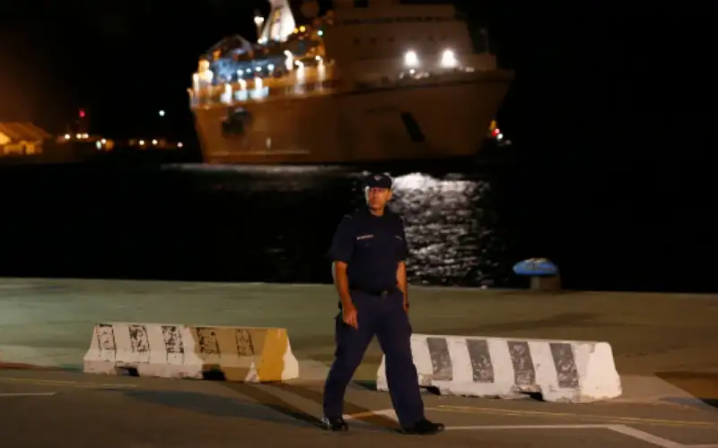 توقيف لبنانيين بتهمة تهريب 146 لاجئا