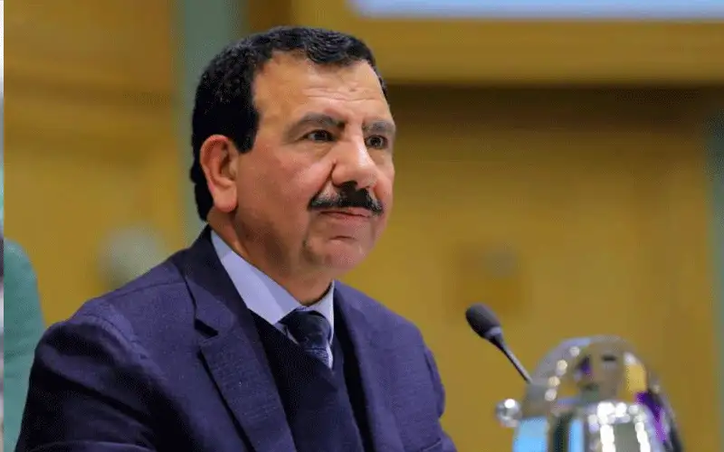 الخلايلة: أشخاص يبيعون أراضي بأوراق مزورة