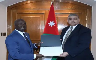 الخارجية تتسلم أوراق اعتماد سفراء غينيا