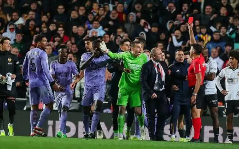 ريال مدريد يصدر بيانا حول سرقة