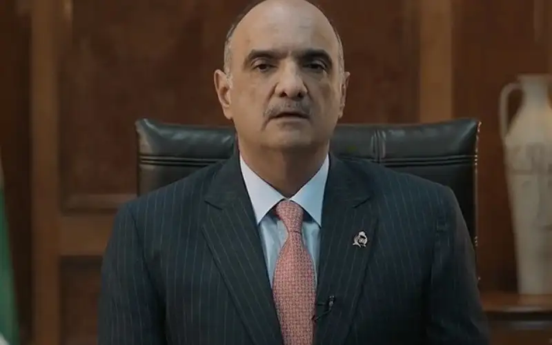 الخصاونة: استمرار الحياة الطبيعية في الأردن