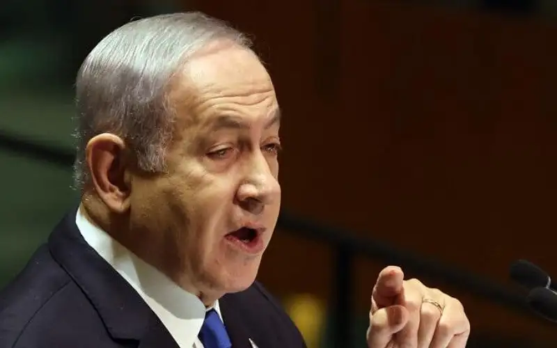 نتنياهو يضع عراقيل بطريق غانتس إلى