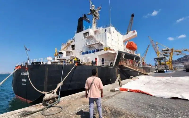 أمريكا: مقتل أفراد طاقم لأول مرة