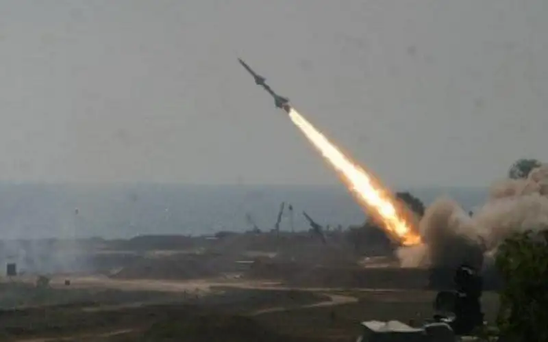 سقوط 3 صواريخ بالجليل الغربي