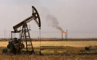 النفط يتكبد خسارة أسبوعية