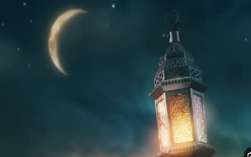 السعودية تعلن غدا الاثنين أول أيام