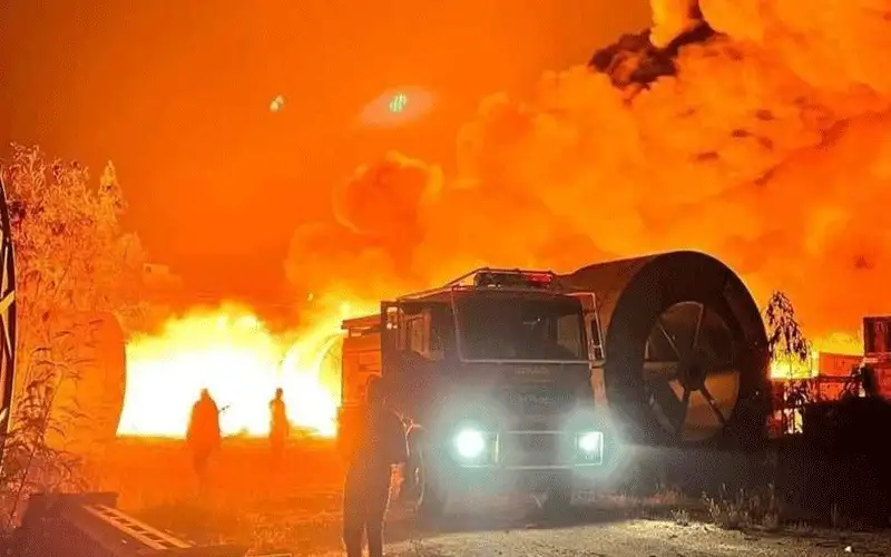 حريق ضخم يخرج عن السيطرة في