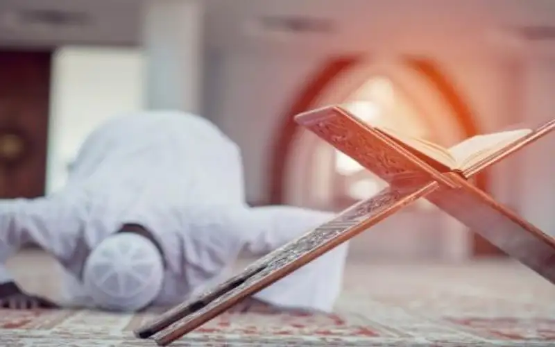 وزير الأوقاف: صلاة التراويح 20 ركعة