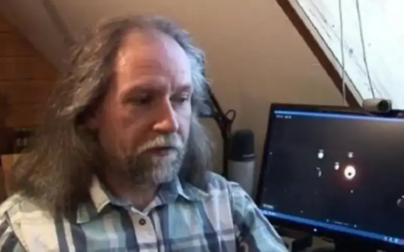 عـالم الزلازل الهولندي يعود بتـحذير مرعب