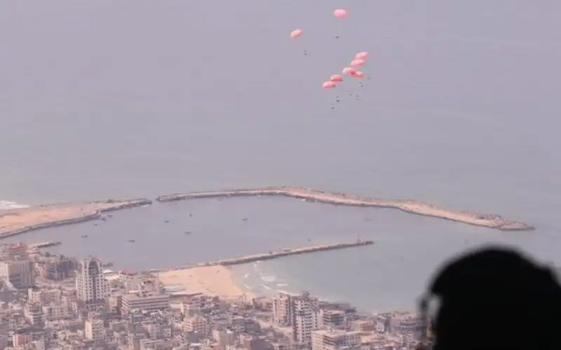 الأردن ينفذ 5 إنزالات جوية على