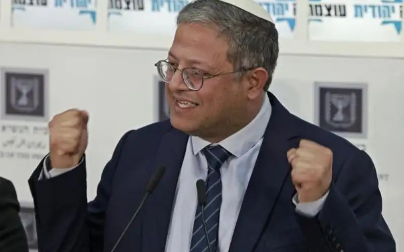 بن غفير يطالب باقتحام الأقصى في