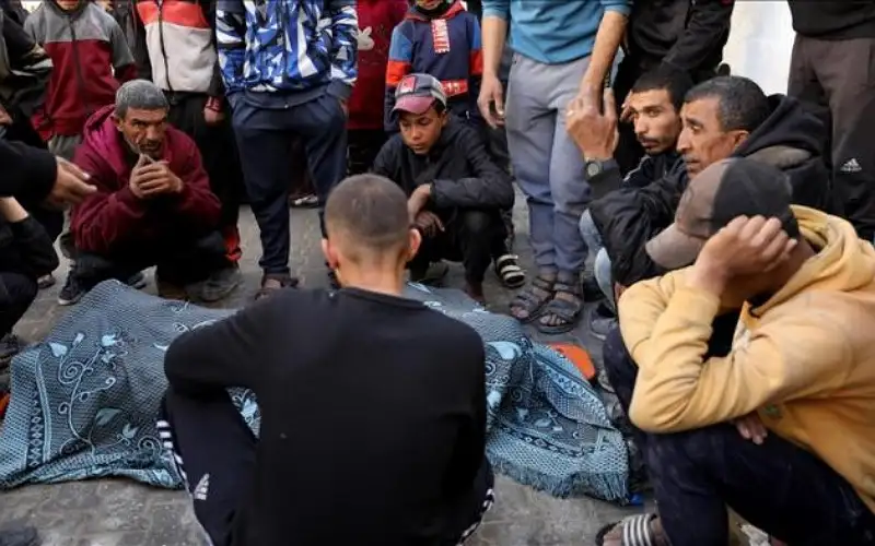 حكومة غزة: استشهاد وإصابة 250 فلسطينيا