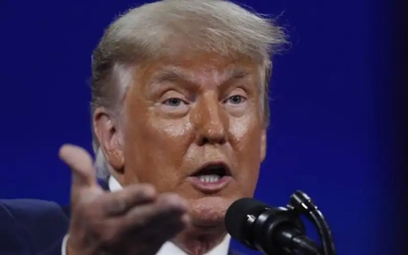 ترامب: أي يهودي يصوت للديمقراطيين يكره