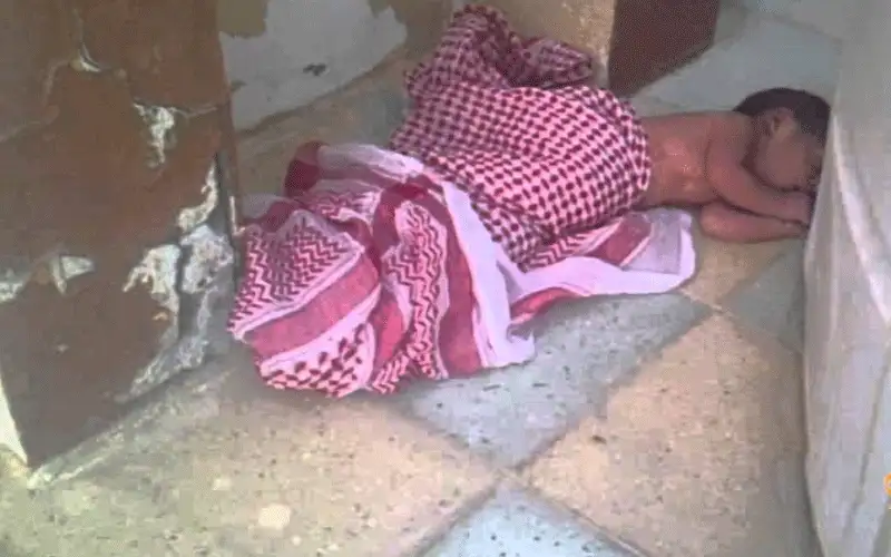 عمان.. العثور على طفلة وبحوزتها رسالة