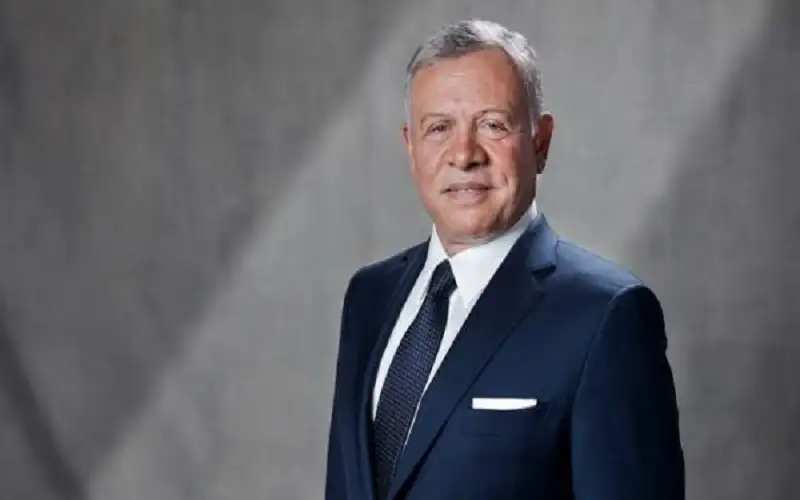 الملك يغادر في زيارة إلى الإمارات