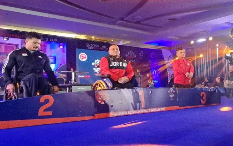 ذهبية وفضية في بطولة كأس العالم