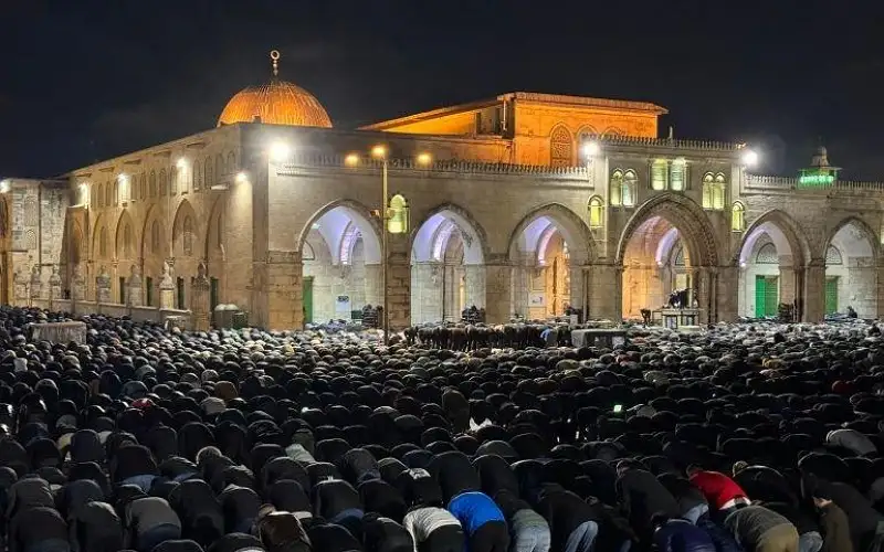 الاحتلال يمنع الهلال الأحمر من دخول