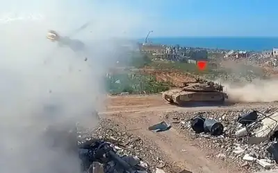 القسام تستهدف آلية للاحتلال قرب مستشفى