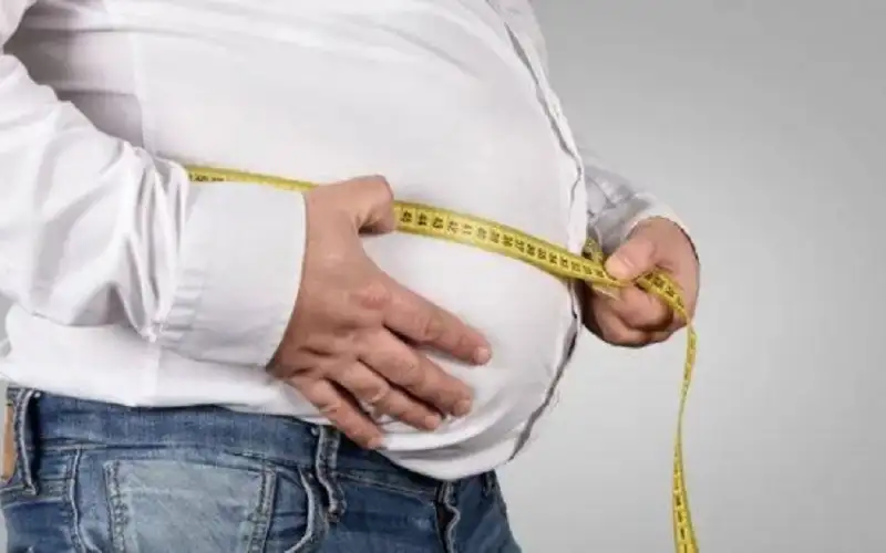 التدخين يزيد دهون البطن