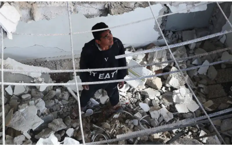 الأورومتوسطي: وثقنا قيام جيش الاحتلال بإحراق