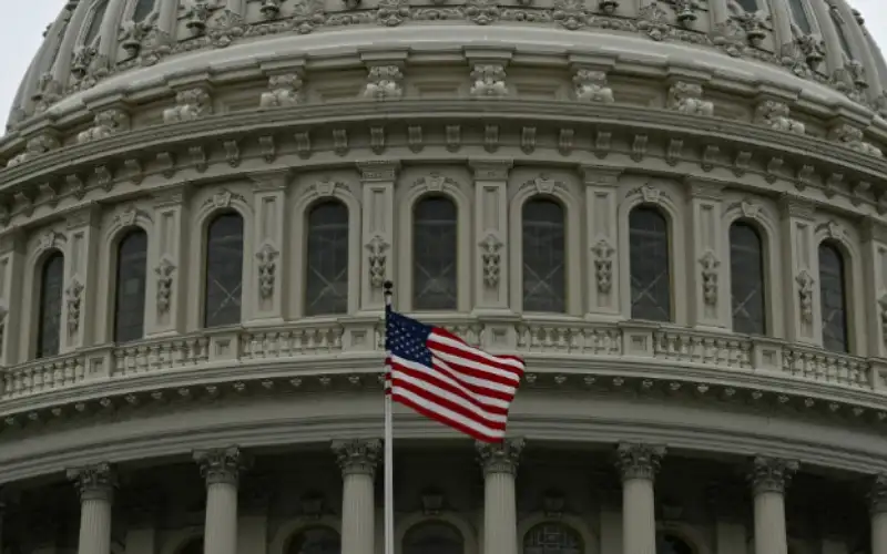 بايدن يوقع قانون الموازنة لتفادي شلل