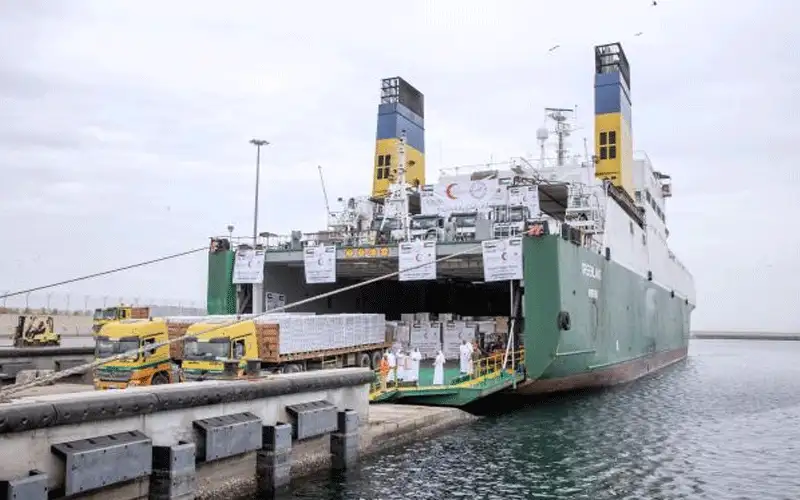 الإمارات تسير سفينة المساعدات الثالثة للعريش