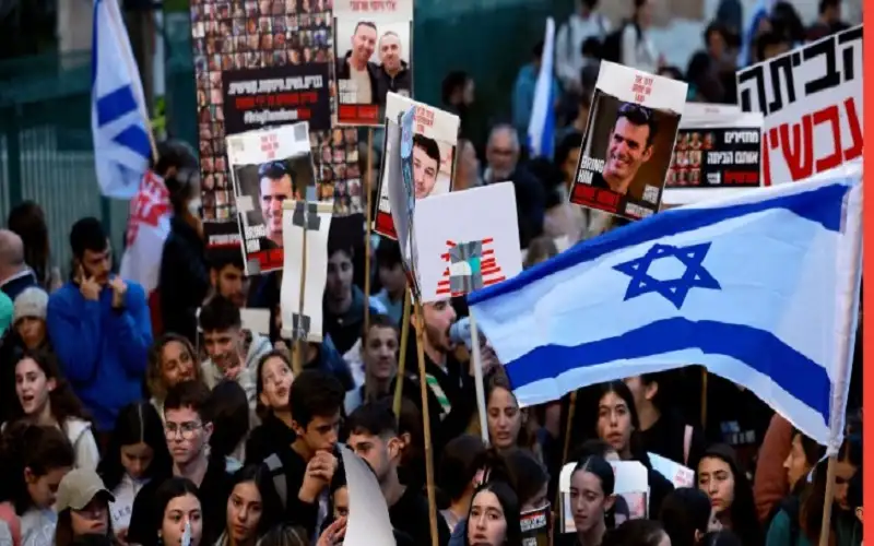 تفاصيل مفاوضات التبادل .. 5 مقترحات