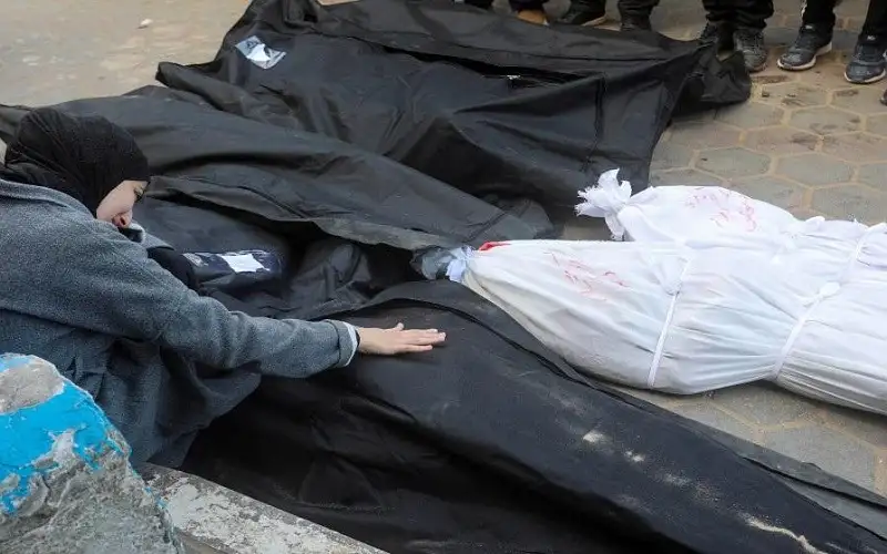 ارتفاع عدد الشهداء بغزة إلى 32333