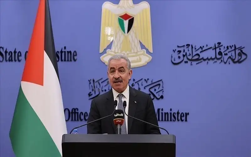 اشتية: رصيف الممر المائي على شاطئ