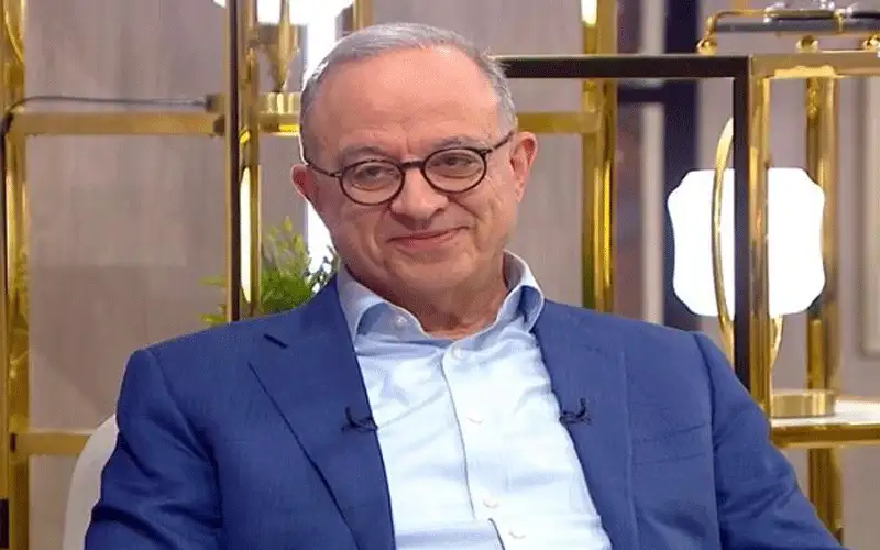 المعشر: كنت بطل المسرحية دوما