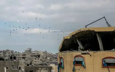 القيادة الوسطى الأميركية: أنزلنا مساعدات شمال