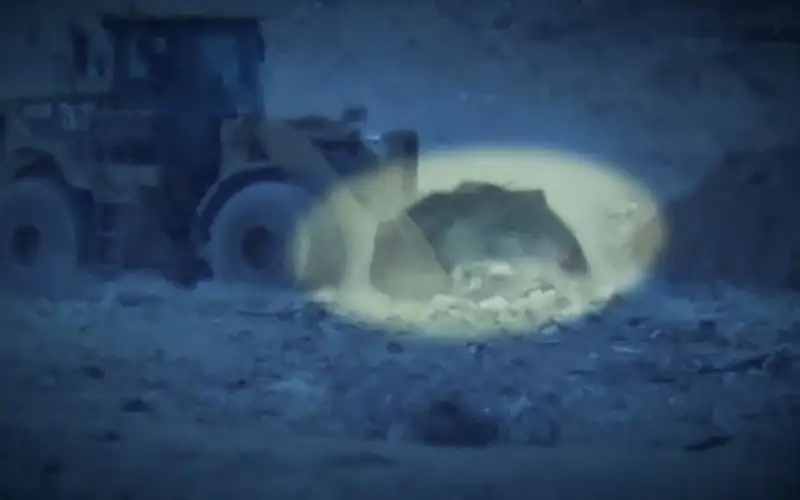 جيش الاحتلال يعترف بقتل فلسطينيين ودفن