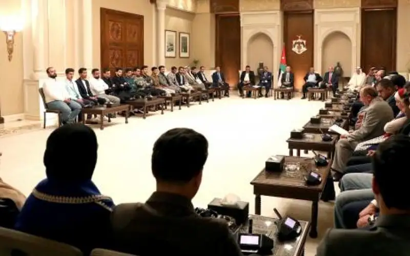 العيسوي يلتقي وفدا مجتمعيا وشبابيا من