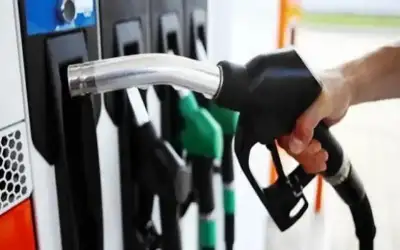 الحكومة تقرر رفع اسعار البنزين وتخفيض