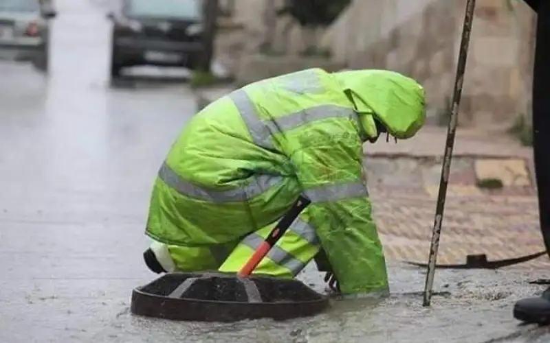 الحكومة: تثبيت قرابة 1500 عامل وطن