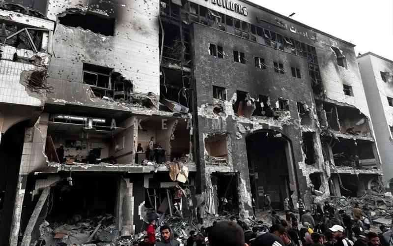 العثور على 300 شهيد بمجمع الشفاء