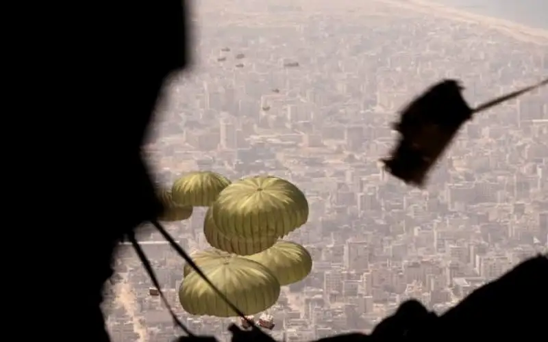 الجيش ينفذ 8 إنزالات جوية على