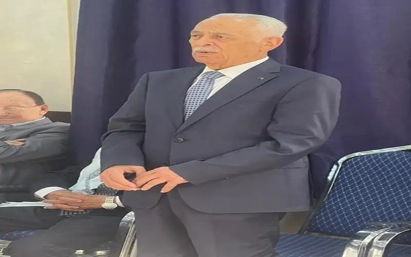 مندوبا عن الملك وولي العهد ..