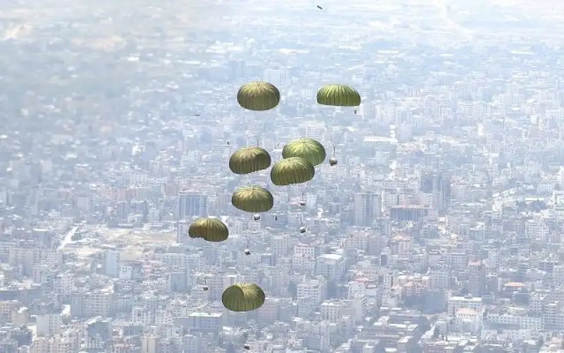 القوات المسلحة الأردنية تنفذ 9 إنزالات